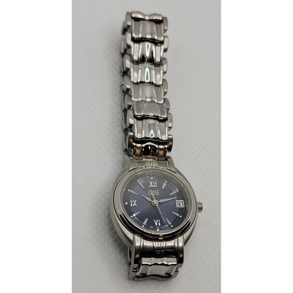 Unisex Cross Round Blue Dial Silver Tone Case Bracelet Band Watch LW10F 02